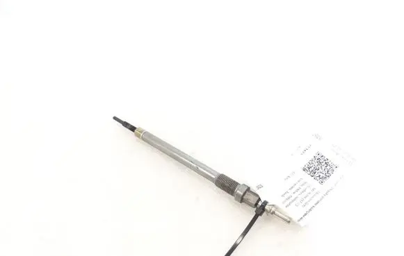 Mercedes-Benz ML W166 Spark plug A0011598001