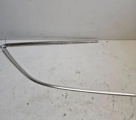 Audi Q7 4L Rear side glass trim 