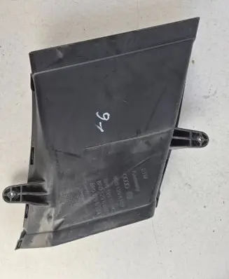 Audi Q5 SQ5 Air intake duct part 8R0129618F 8R0129618D 8R0129618G
