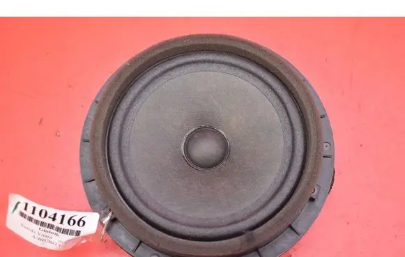 Suzuki Grand Vitara II Subwoofer speaker F16109F