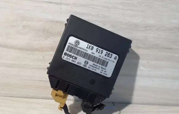 Volkswagen Golf Plus Parking PDC control unit/module 1K0919283A 1039E00479 0263004065