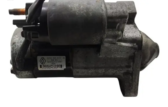 Nissan Qashqai Starter motor 8200584675