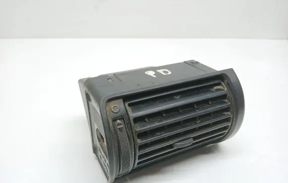 Audi A4 S4 B5 8D Dashboard side air vent grill/cover trim 8D1820902