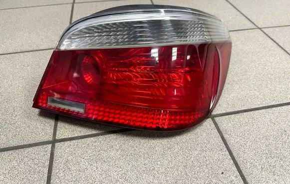 BMW 5 E60 E61 Rear/tail lights 6910768 2VP008679067