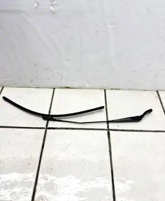 Citroen Berlingo Front wiper blade arm 