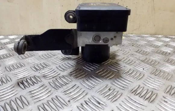 Volvo V40 ABS Pump 31317075 10096104213 31329278