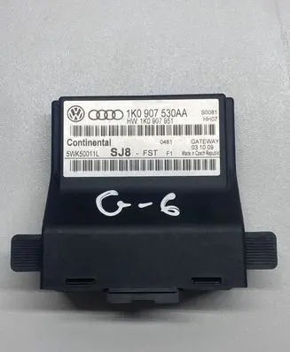 Volkswagen Golf VI Gateway control module 1K0907530AA 1K0907951 5WK50011L