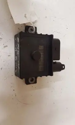 BMW 5 E60 E61 Glow plug pre-heat relay 779800007