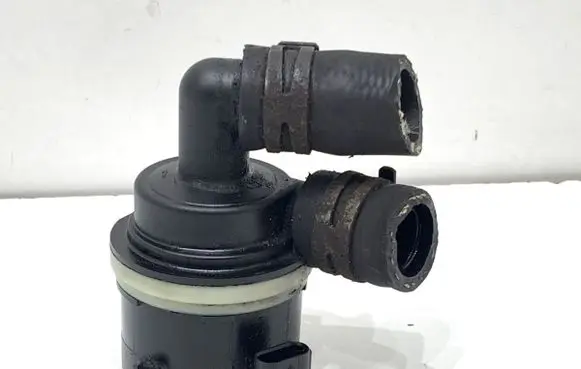 Volkswagen Sharan Oil filter mounting bracket 5N0965561A