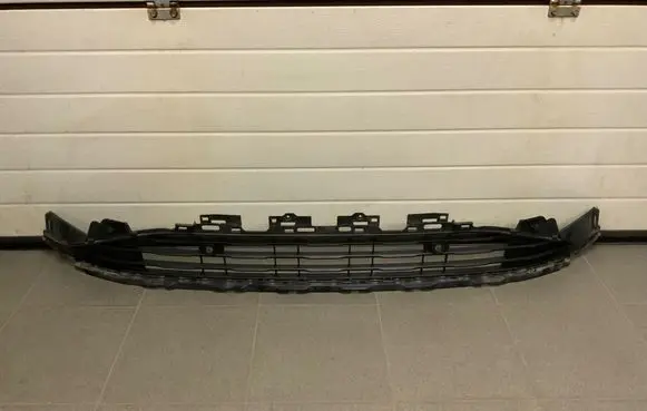 Audi Q4 Sportback e-tron Front bumper lower grill 89A807683