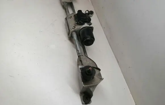 Mercedes-Benz Vaneo W414 Front wiper linkage and motor 742223 70713
