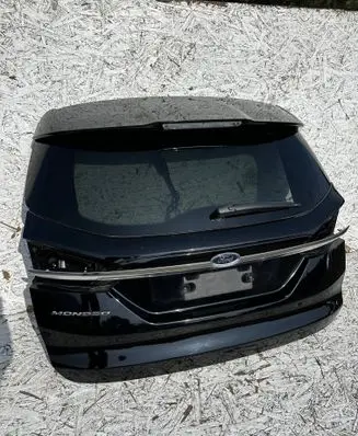 Ford Mondeo MK V Tailgate/trunk/boot lid