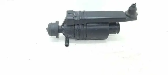 Audi A4 S4 B5 8D Windscreen/windshield washer pump 4A0955651