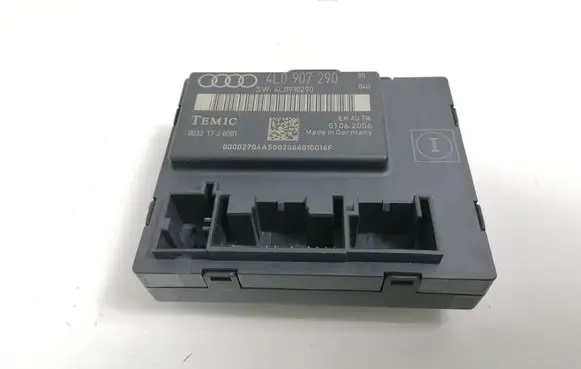 Audi Q7 4L Door control unit/module 4L0907290