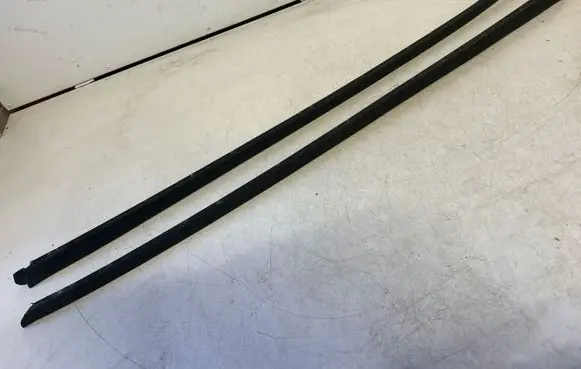 Audi A4 S4 B7 8E 8H Windshield trim 8E0854328