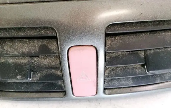 Toyota Auris 150 Hazard light switch 8433202134 84332-02134