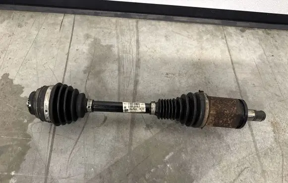 BMW 4 F32 F33 Front driveshaft 7597693