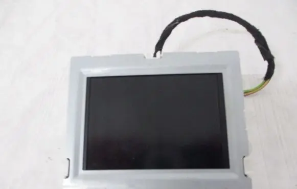 Peugeot 2008 I Screen/display/small screen 9814039580