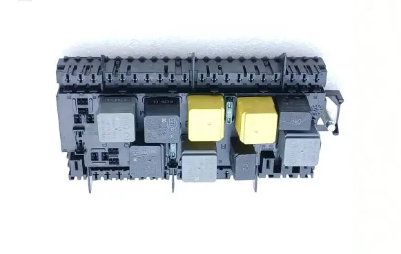 Mercedes-Benz GLE AMG (W166 - C292) Fuse module A1669068201