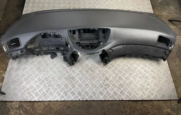 Subaru B9 Tribeca Dashboard