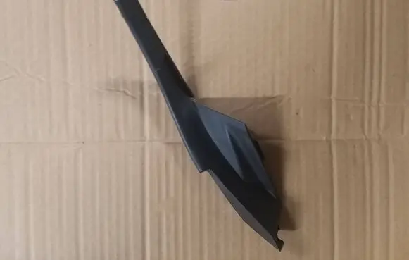 KIA Rio Windshield trim 86154H8000