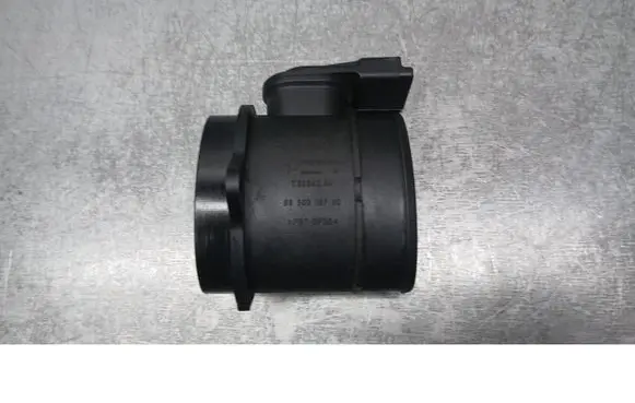 Ford Focus C-MAX Mass air flow meter 9650010780