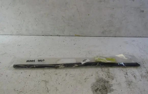 Volkswagen Golf VII Engine compartment rubber 5G0823707