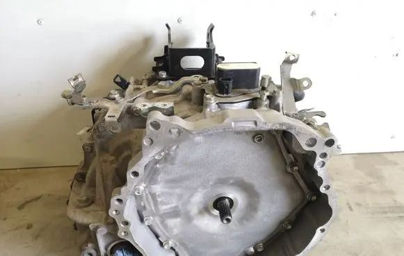 Toyota Yaris Automatic gearbox 1LM P15B 17686