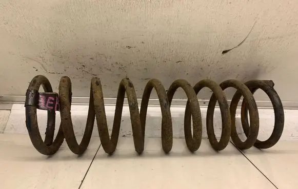 Jeep Grand Cherokee (WJ) Rear coil spring