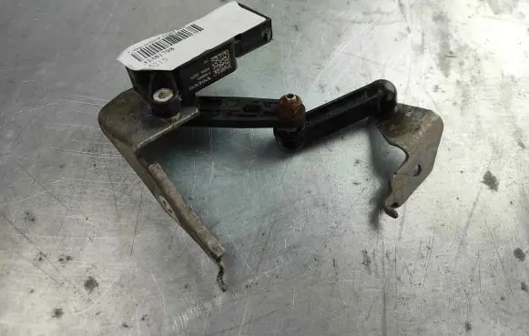 Rear air suspension level height sensor