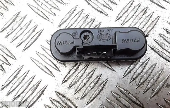Ford S-MAX Tail light bulb cover holder