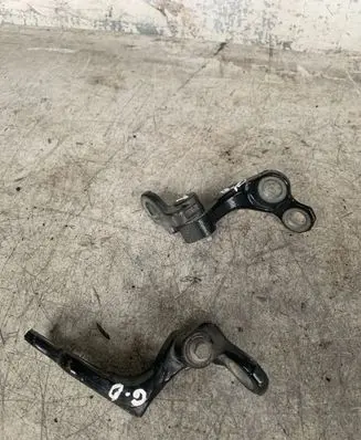 Ford Kuga I Rear door upper hinge