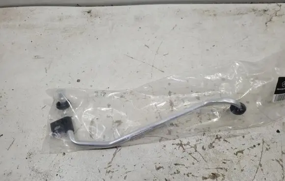 Mercedes-Benz GLK (X204) Gearbox oil cooler pipe/hose A2045280124