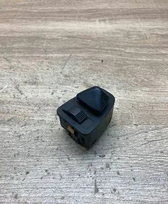 BMW 3 E46 Wing mirror switch 8373691