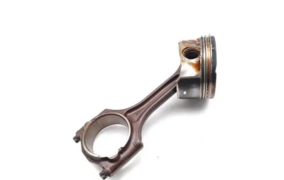 Volvo XC70 Piston with connecting rod B6324S