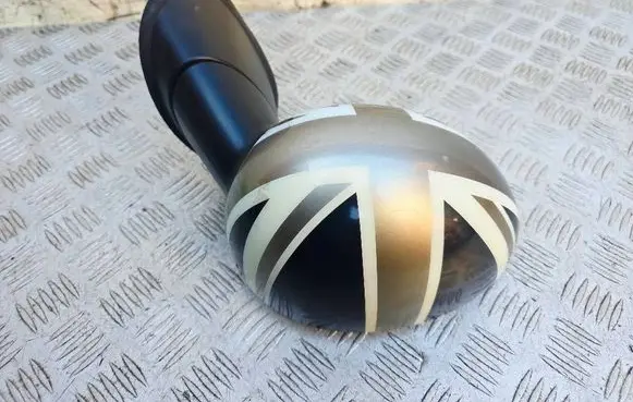 Mini Cooper Countryman R60 Front door electric wing mirror 