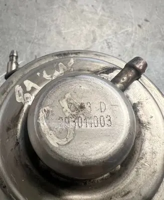 Volkswagen Golf IV EGR valve 293011003