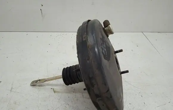 Volvo S70 V70 V70 XC Brake booster 9200435