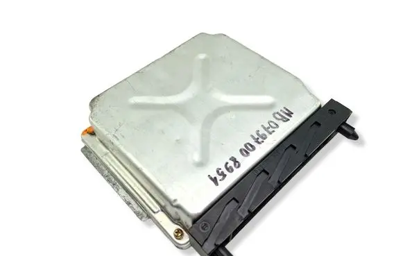 Volvo V70 Engine control unit/module 08627148A MB0797008951