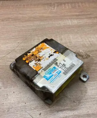 Toyota Avensis Verso Airbag control unit/module 8917044050 2310002460 Used