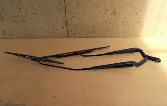Ford Fiesta Front wiper blade arm