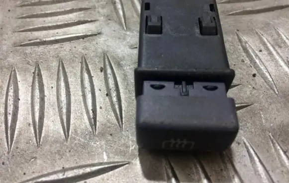 Land Rover Freelander Windscreen/window heater switch