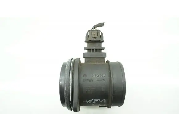 Volvo XC70 Mass air flow meter 30677999