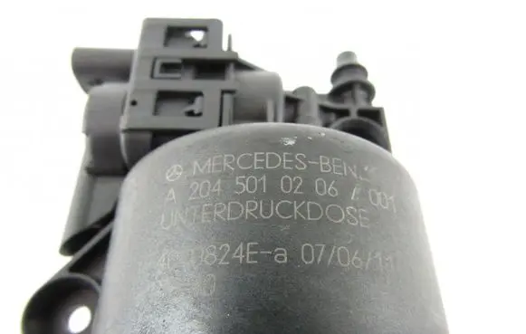 Mercedes-Benz E W212 Turbo solenoid valve a2045010206