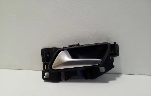 Opel Grandland X Front door interior handle 98201553