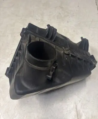 Ford S-MAX Air filter box 6G919600EF
