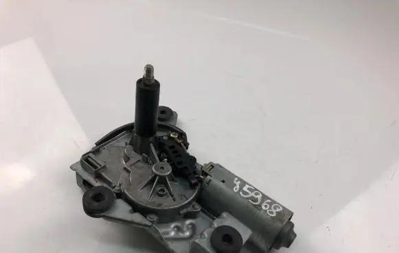Mitsubishi Carisma Wiper motor 0390206517