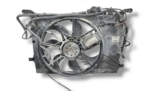 Volvo V70 Electric radiator cooling fan 8649822