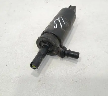 Volkswagen Golf VII Windscreen/windshield washer pump 6R0955681