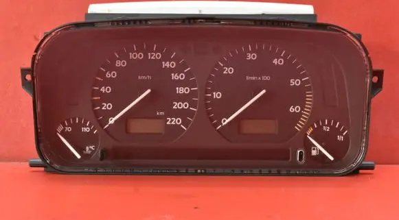 Volkswagen Golf III Speedometer (instrument cluster) 1H0919864J